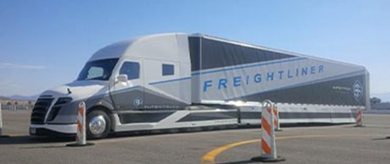 بررسی کشنده دایملر SuperTruck مدل 2015